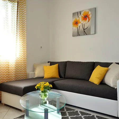 Apartment In Murter Exterior photo
