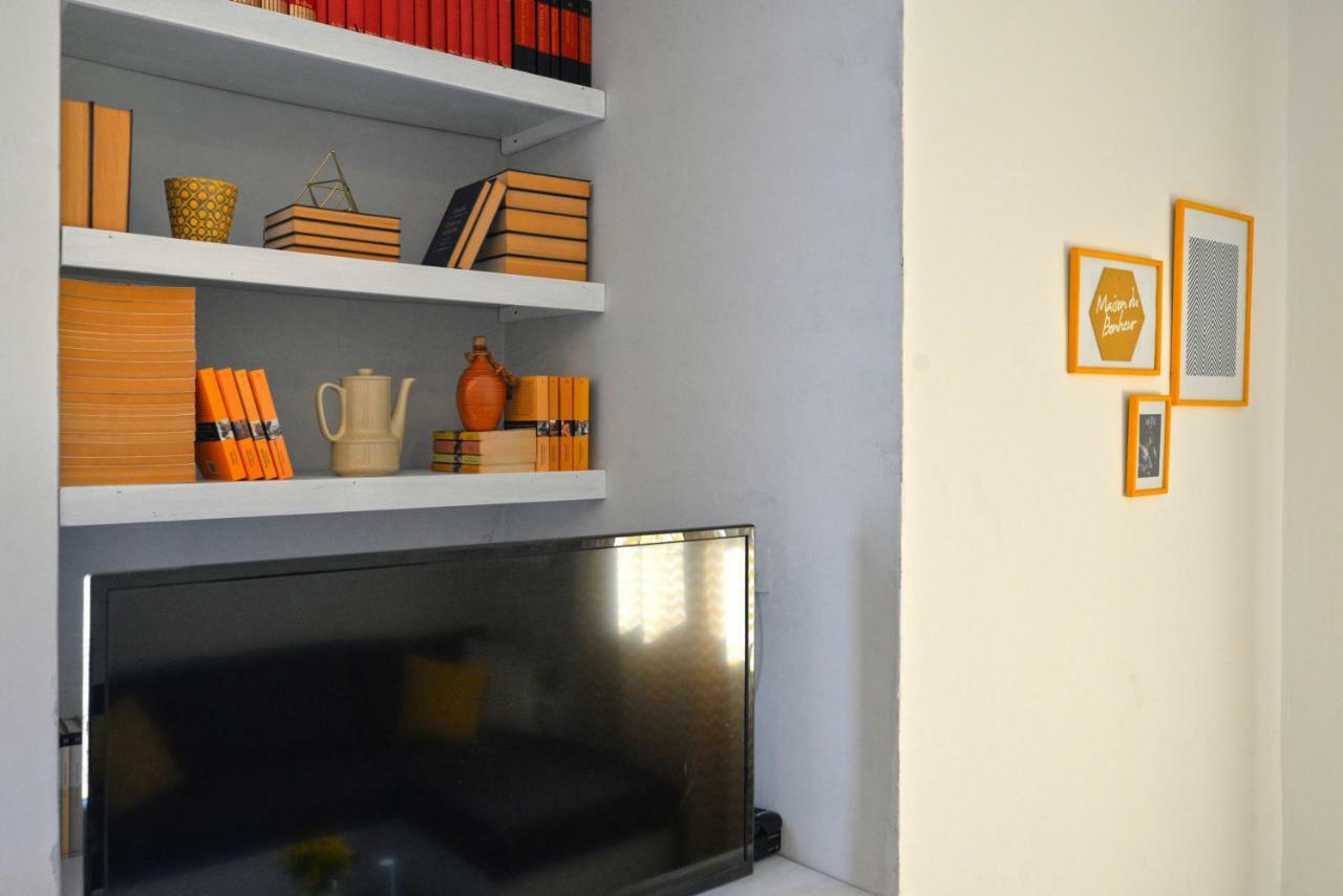 Apartment In *
